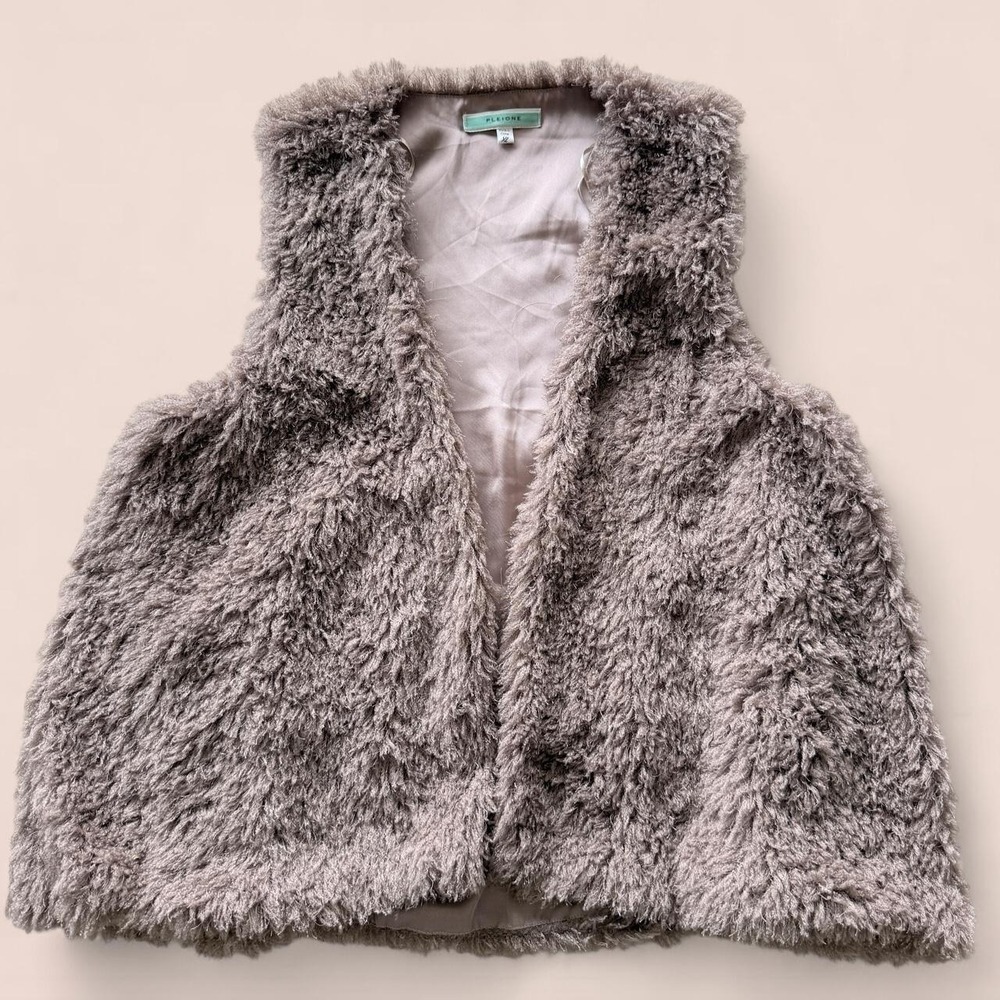 Pleione Women's XL Taupe Faux Fur Shaggy Open Front Vest